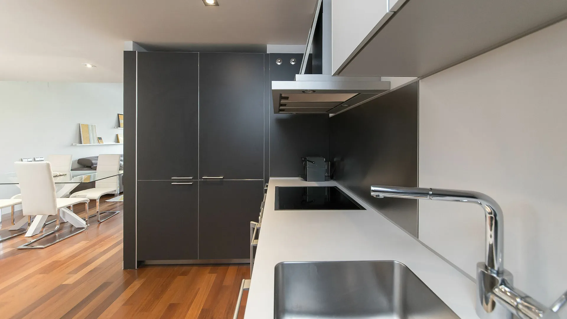 Sweet Inn Apartments Plaza Catalunya - City Centre Barcelona