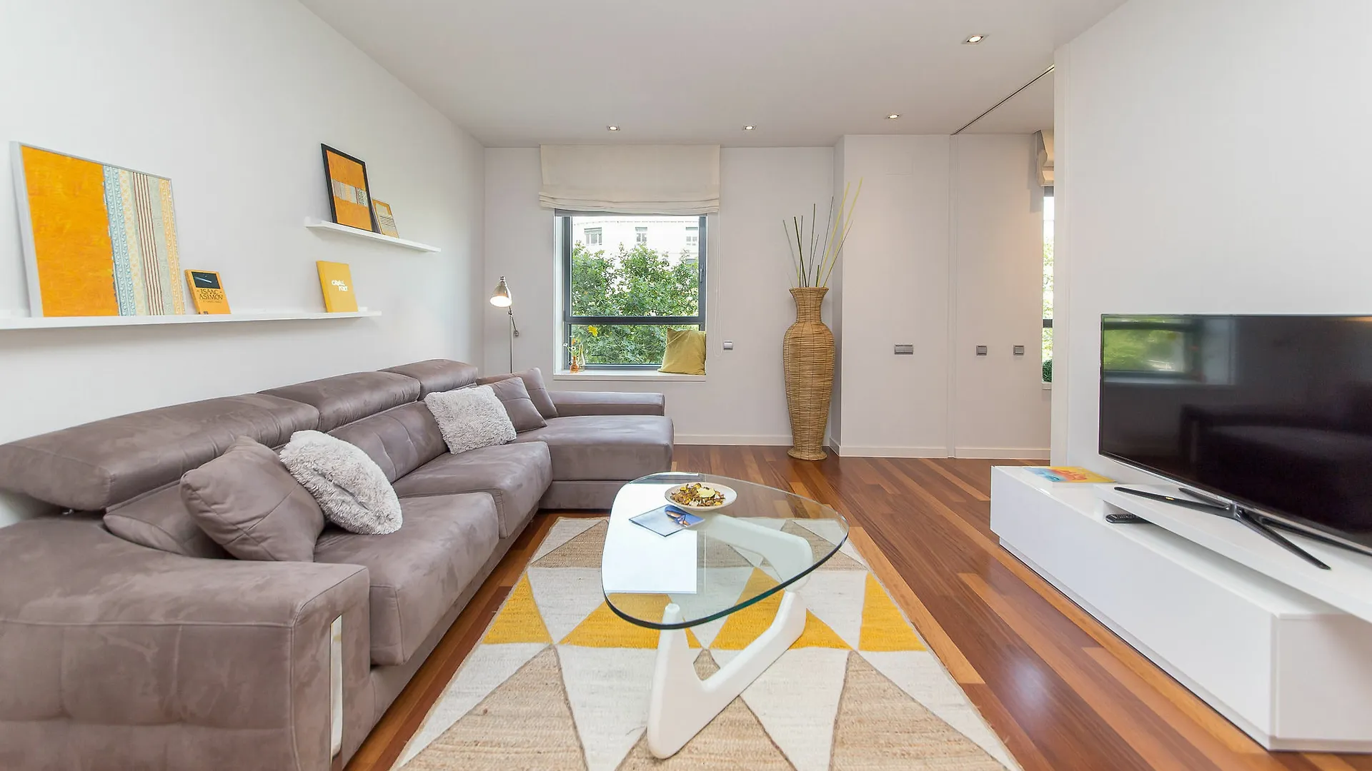 Sweet Inn Apartments Plaza Catalunya - City Centre Барселона