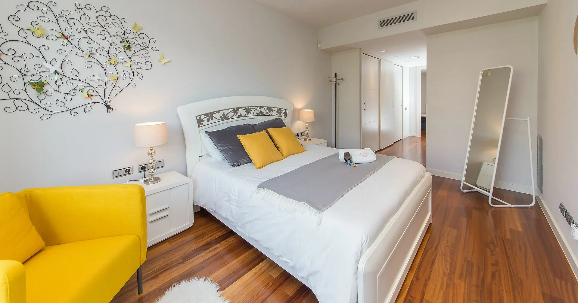 Sweet Inn Apartments Plaza Catalunya - City Centre Барселона