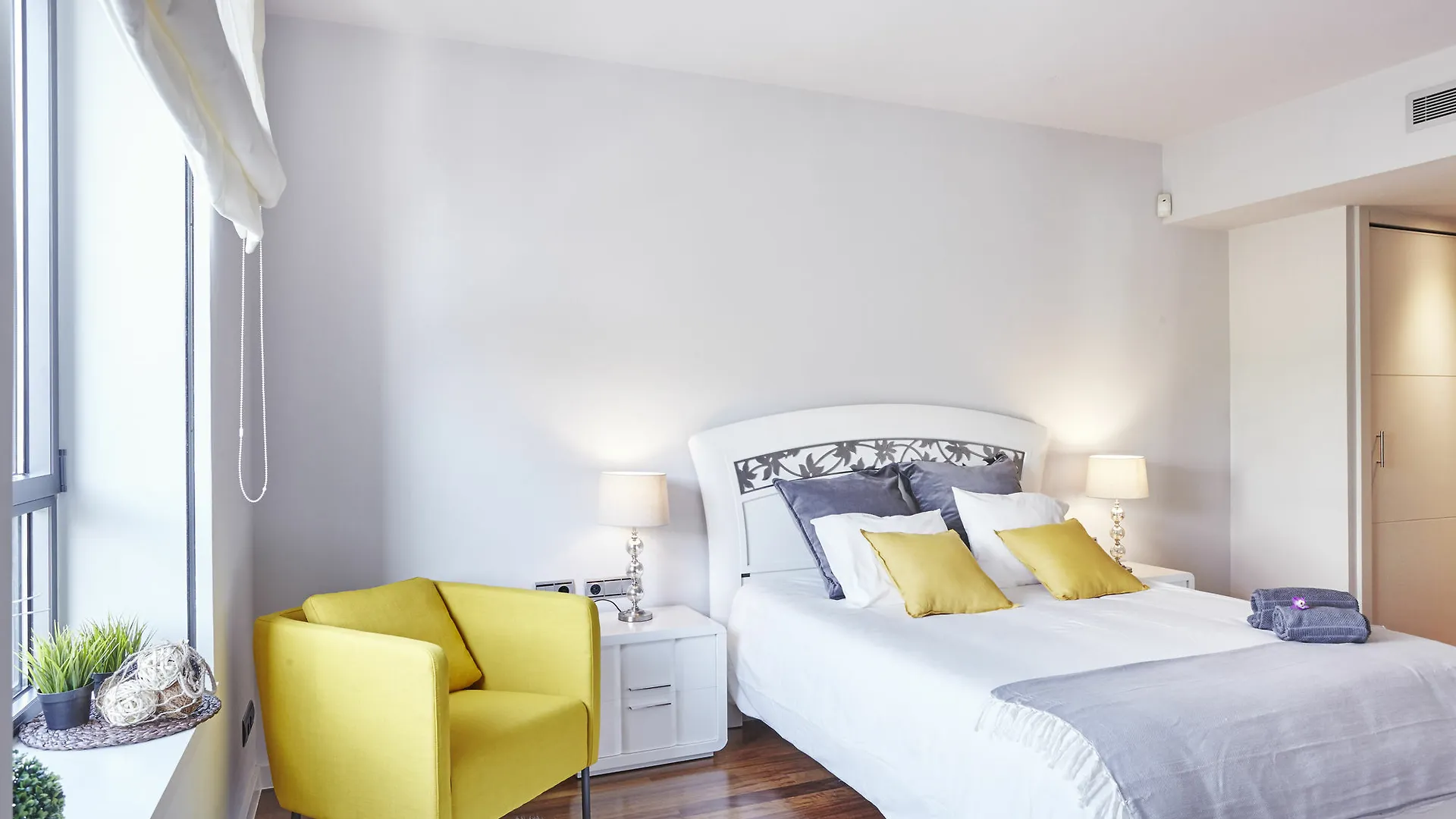 Sweet Inn Apartments Plaza Catalunya - City Centre Barcelona