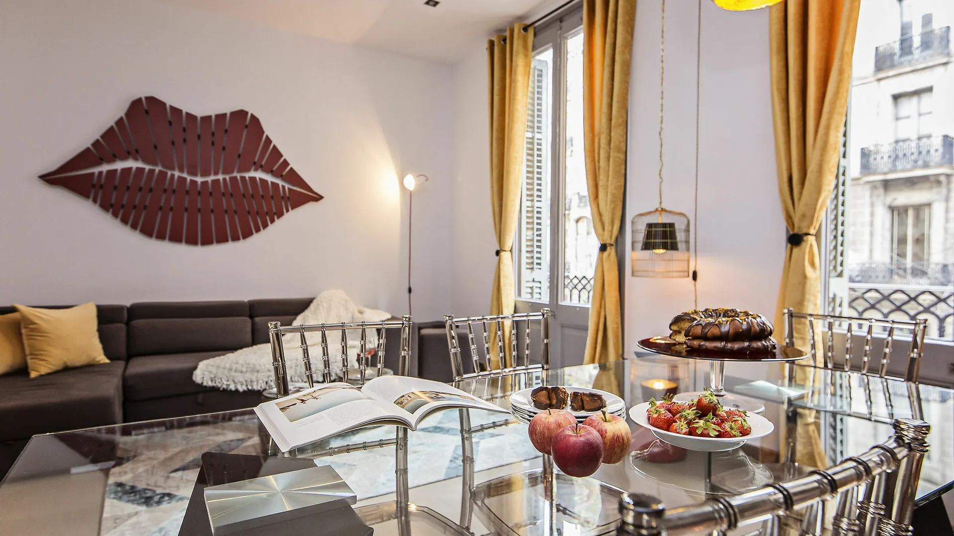 Sweet Inn Apartments Plaza Catalunya - City Centre Барселона
