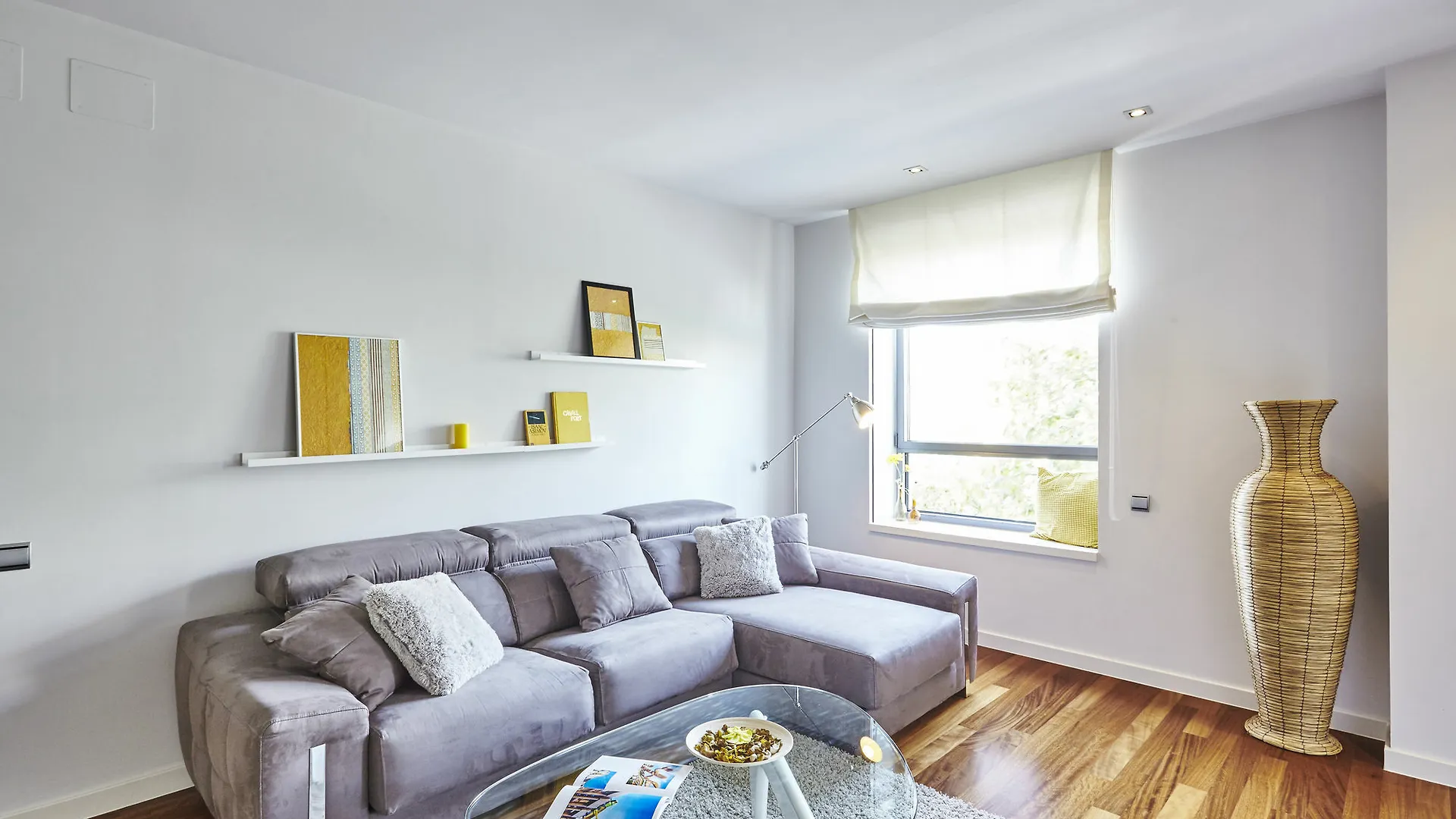 Sweet Inn Apartments Plaza Catalunya - City Centre Barcelona 4*,