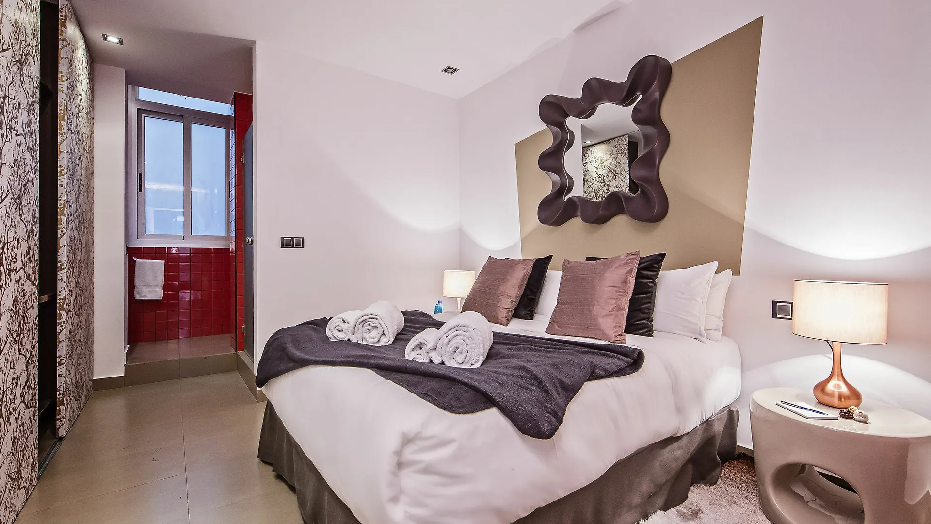 Sweet Inn Apartments Plaza Catalunya - City Centre Barcelona